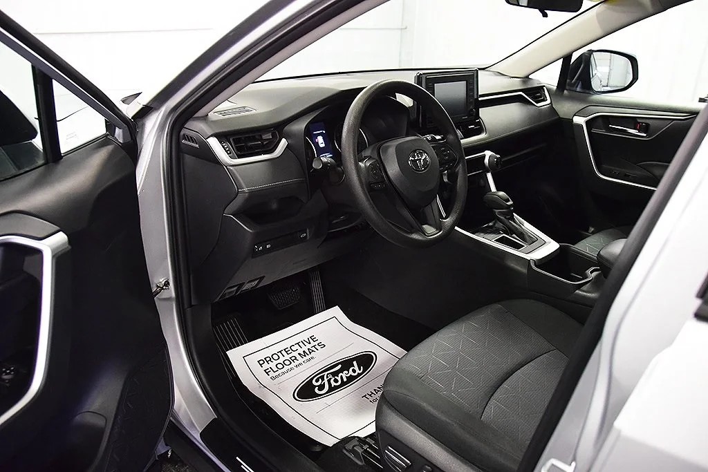 Buy Clean Used 2022 Toyota RAV4 XLE Full Option