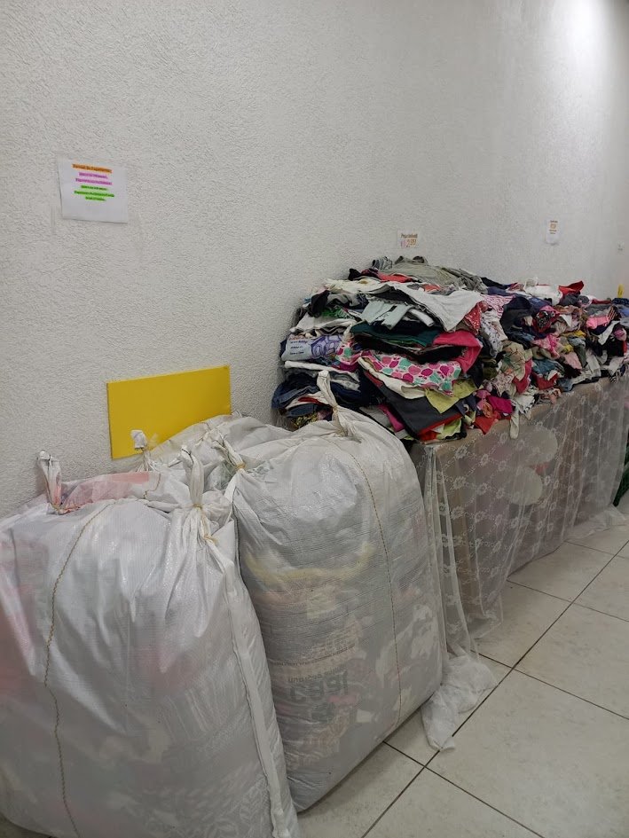 300 Roupas Femininas Usadas para Brechós