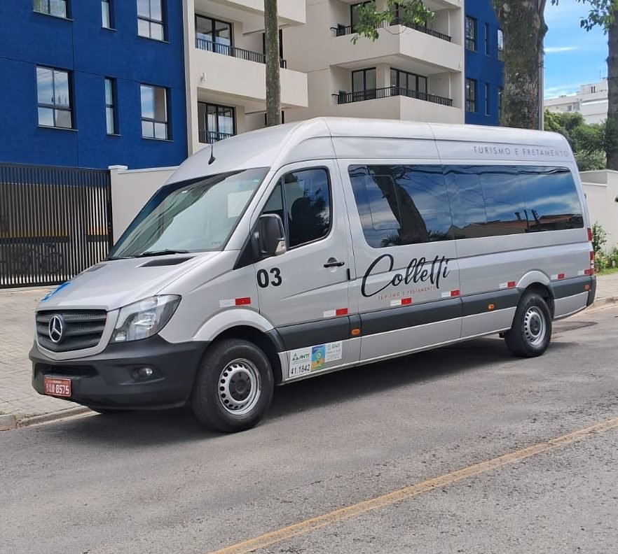 Locação de Vans em Curitiba vanscolletti.com.br