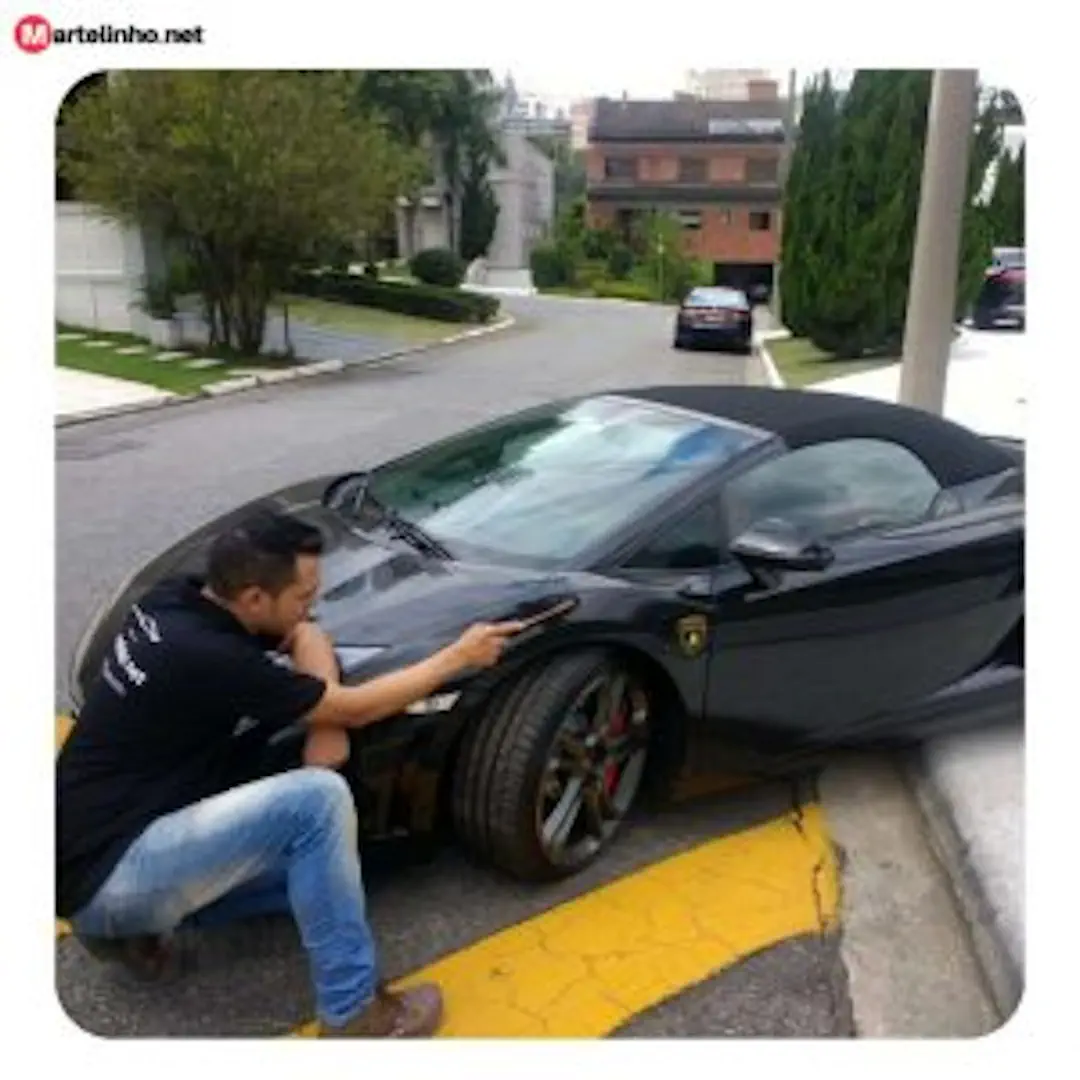 Valorize Seu Veículo Com Serviços de Martelinho de Ouro Para Reparos Rápidos