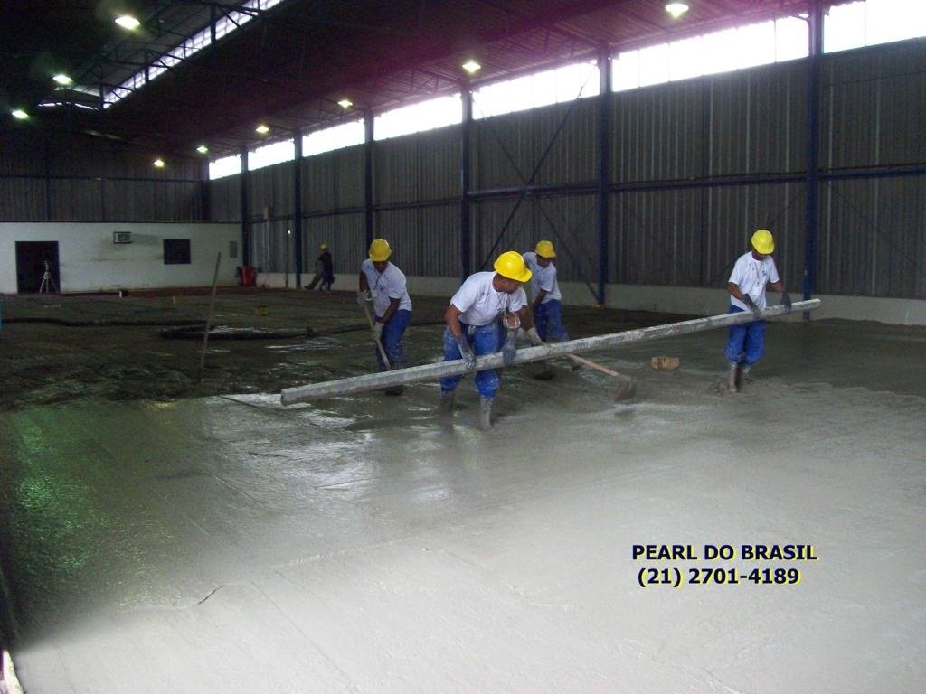 Execução Piso De Concreto Polido Garagens Galpões Quadras